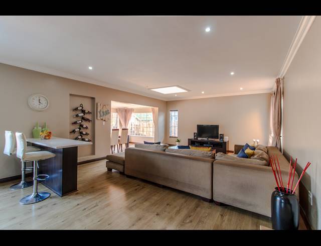 3 BEDROOM HOUSE FOR SALE IN ALAN MANOR